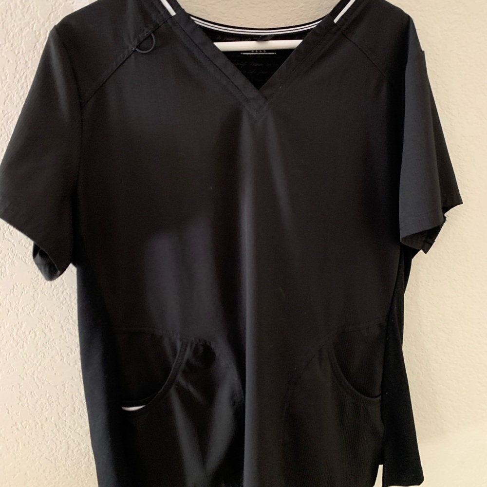 Elle Scrub top XL